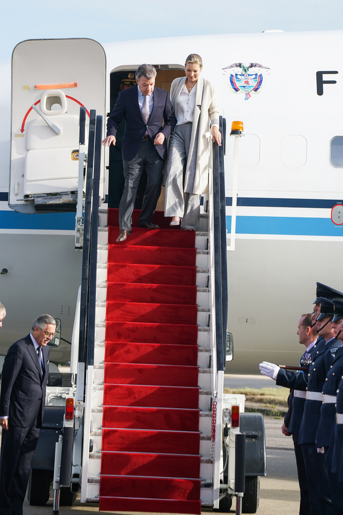 columbian-president-state-visit-stansted-31-10-16-107