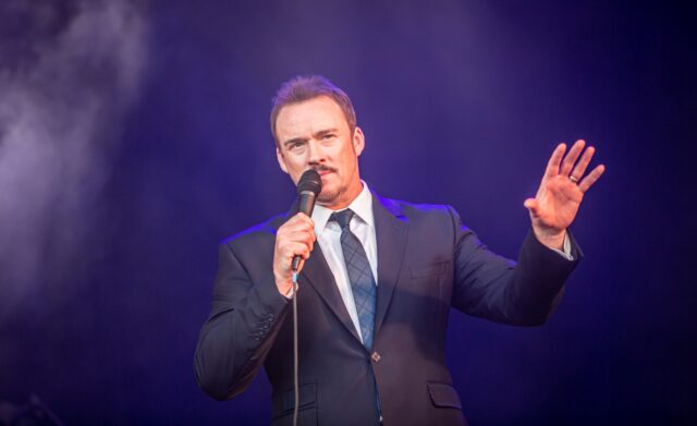 russell watson cathedral tour